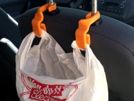 Image of Вешалка для сумок в автомобиле