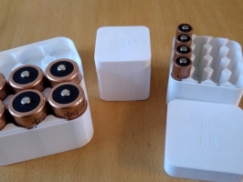 Image of Контейнер для батареек и аккумуляторов различных типоразмеров